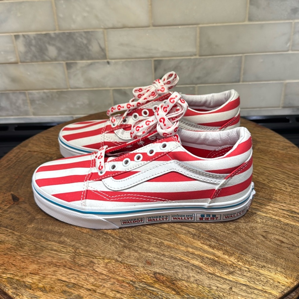 Vans x Where’s Waldo Old Skool “International Stripes” Kids Sneakerss NWOT